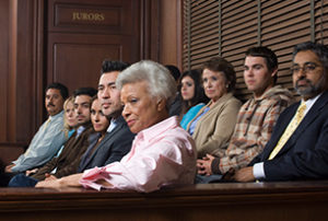 how do lawyers pick juries
